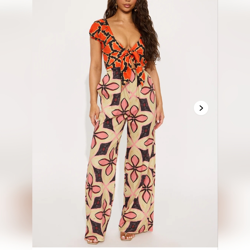 NWT Women's Floral Print Jumpsuit Orange and Pink Size XL